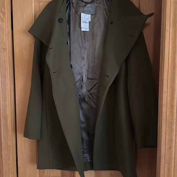 Beautiful JCrew coat!💚 - Picture 4 of 5
